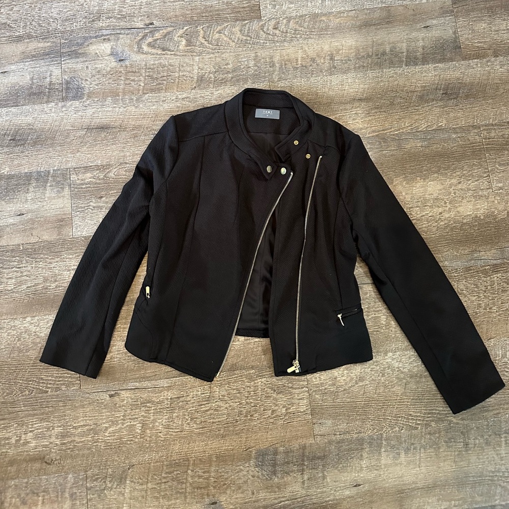 Temt black crop jacket with gold hardware